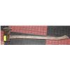 Image 1 : VINTAGE WOOD HANDLED AXE