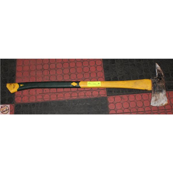 YELLOW GREEN HANDLED AXE