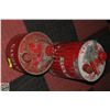 Image 1 : LOT OF METAL GASOLINE TINS
