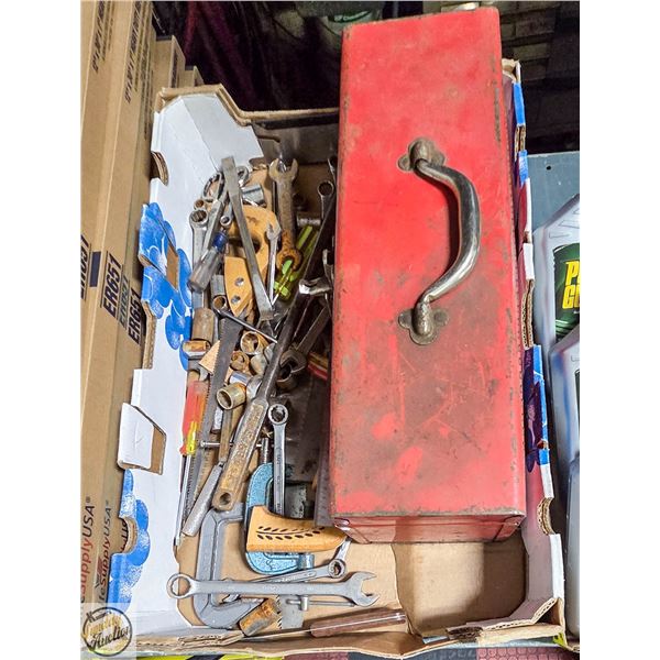 TRAY OF TOOLS - TOOL BOX SAWS