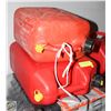 Image 1 : JERRY CANS