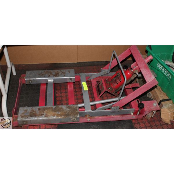 MOTORCYCLE/ATV JACK STAND