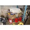Image 1 : PALLET OF UNCLAIMED ITEMS