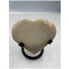 Image 5 : 2.95 INCH DRUZY MILKY AGATE HEART