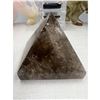 Image 4 : 2.2 INCH SMOKY QUARTZ PYRAMID 4 SIDE