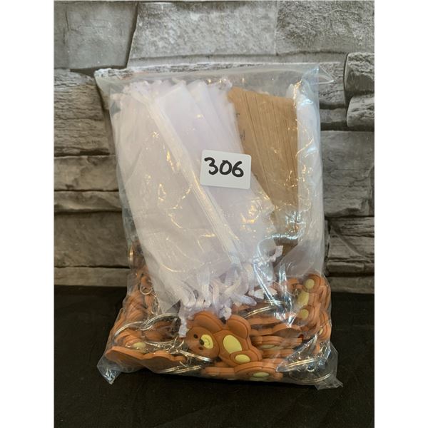 120 PCS Bear Baby Shower Favors - Keychain With Organza Bags