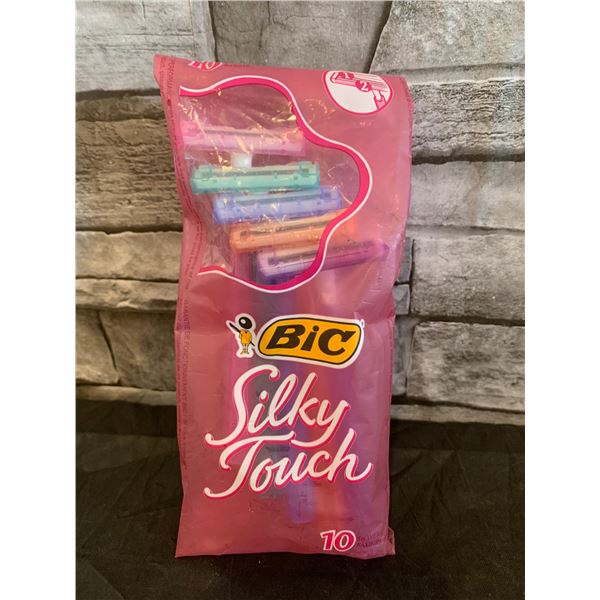 Bic Silky Touch Disposable Razors Pack of 10