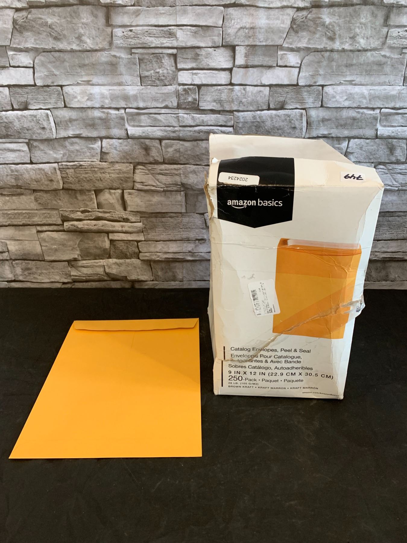 Amazon Basics Catalog Envelopes Peel & seal 9