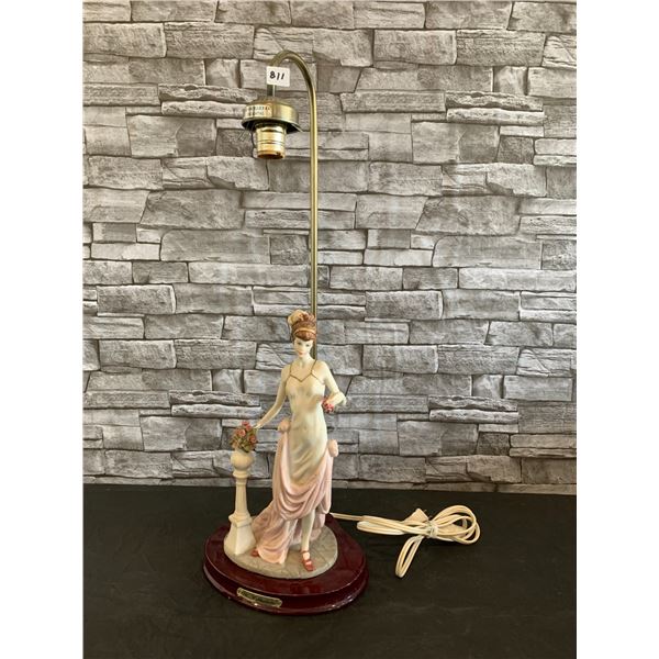 Ok Collection Lamp of A Woman With Flowers