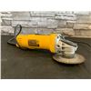 Image 4 : Dewalt DWE4011 - 4.5" Angle Grinder