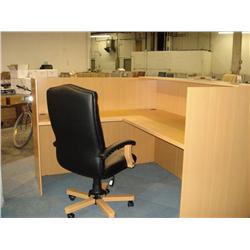 Maple Executive Gallery Reception Station