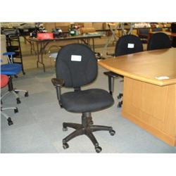 Black Cloth Ergolea Gaslift Chair