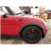 Image 25 : 9 -- 2005 MINI COOPER, RED, 187359 KMS, FRONT WHEEL DRIVE