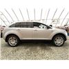 Image 11 : 108 -- 2009 LINCOLN MKX, SILVER, 257770 KMS, ALL WHEEL DRIVE