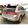 Image 15 : 108 -- 2009 LINCOLN MKX, SILVER, 257770 KMS, ALL WHEEL DRIVE