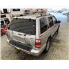 Image 16 : 110 -- 2002 NISSAN PATHFINDER, SILVER, 328092 KMS, 4X4