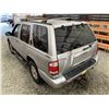 Image 22 : 110 -- 2002 NISSAN PATHFINDER, SILVER, 328092 KMS, 4X4