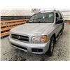 Image 3 : 110 -- 2002 NISSAN PATHFINDER, SILVER, 328092 KMS, 4X4