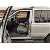 Image 48 : 110 -- 2002 NISSAN PATHFINDER, SILVER, 328092 KMS, 4X4