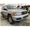 Image 8 : 110 -- 2002 NISSAN PATHFINDER, SILVER, 328092 KMS, 4X4