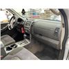 Image 38 : 112 -- 2006 NISSAN PATHFINDER, SILVER, 233135 KMS, 4X4