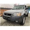 Image 2 : 124 -- 2003 FORD ESCAPE, SILVER, 220925 KMS, FRONT WHEEL DRIVE