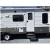 Image 16 : 251 -- 2010 KEYSTONE HIDEOUT, WHITE "NO RESERVE"