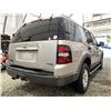 Image 14 : 123 -- 2006 FORD EXPLORER, GREY, 258444 KMS, 4X4"NO RESERVE"