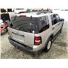 Image 16 : 123 -- 2006 FORD EXPLORER, GREY, 258444 KMS, 4X4"NO RESERVE"