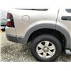 Image 27 : 123 -- 2006 FORD EXPLORER, GREY, 258444 KMS, 4X4"NO RESERVE"
