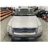 Image 7 : 123 -- 2006 FORD EXPLORER, GREY, 258444 KMS, 4X4"NO RESERVE"
