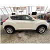 Image 8 : 133 - 2012 NISSAN JUKE, WHITE,  KMS, FRONT WHEEL DRIVE "TMU"
