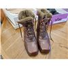 Image 3 : 612 -- **ALL SIZE 7 1/2** TAXI WATERPROOF AND WIDE CALF WIDTH BOOTS, NATURALIZER LEATHER BOOTS,  ECC