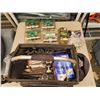 Image 1 : 631 -- MAXIMUM TOOL BAG FULL OF ASSORTED DOORKNOBS