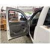 Image 42 : 164 -- 2010 CHEVROLET SILVERADO C1500, WHITE, 163891 KMS, REAR WHEEL DRIVE,  NO DESIGNATIONS
