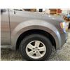 Image 25 : 127 -- 2012 FORD ESCAPE, GREY, 225183 KMS, FRONT WHEEL DRIVE