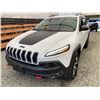 Image 3 : 0E -- 2015 JEEP CHEROKEE, WHITE, 232364 KMS, 4X4