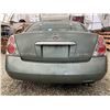 Image 17 : 4 -- 2005 NISSAN ALTIMA, GREEN, 215188 KMS, FRONT WHEEL DRIVE