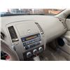 Image 54 : 4 -- 2005 NISSAN ALTIMA, GREEN, 215188 KMS, FRONT WHEEL DRIVE