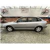 Image 10 : 8 -- 2002 HYUNDAI ELANTRA, SILVER, 227484 KMS, FRONT WHEEL DRIVE
