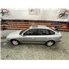 Image 11 : 8 -- 2002 HYUNDAI ELANTRA, SILVER, 227484 KMS, FRONT WHEEL DRIVE
