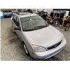 Image 10 : 10 -- 2005 FORD FOCUS, SILVER, 254082 KMS, FRONT WHEEL DRIVE