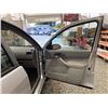 Image 36 : 10 -- 2005 FORD FOCUS, SILVER, 254082 KMS, FRONT WHEEL DRIVE