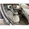 Image 38 : 10 -- 2005 FORD FOCUS, SILVER, 254082 KMS, FRONT WHEEL DRIVE