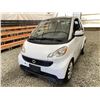 Image 3 : 13 -- 2013 SMART FOR TWO PURE, WHITE, 119250 KMS, REAR WHEEL DRIVE