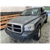 Image 3 : 152 -- 2006 DODGE DAKOTA, GREY, 253613 KMS, REAR WHEEL DRIVE
