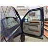 Image 37 : 154 -- 2004 FORD F350, BLUE, 292995 KMS, 4X4