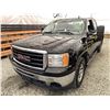 Image 3 : 161 -- 2010 GMC SIERRA, BLACK, 280206 KMS, 4X4,  NO DESIGNATIONS