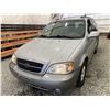 Image 3 : 206 -- 2005 KIA SEDONA, SILVER, 260509 KMS, FRONT WHEEL DRIVE