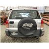 Image 8 : 112 -- 2001 TOYOTA RAV 4, SILVER, 352867 KMS, ALL WHEEL DRIVE,